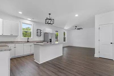 210 N Morgan Ave., Andrews, SC 29510 - Photo 9