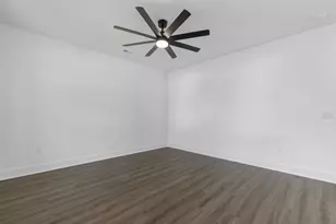 210 N Morgan Ave, Andrews, SC 29510 - Photo 5