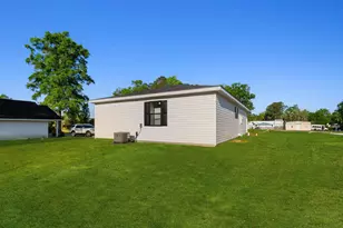 210 N Morgan Ave, Andrews, SC 29510 - Photo 33