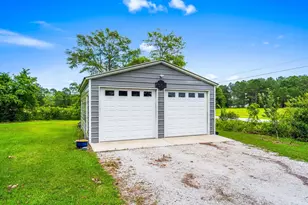 1105 Woodrow Ln, Loris, SC 29569 - Photo 7