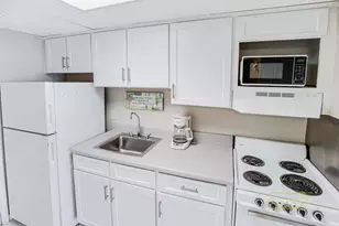 2301 N Ocean Blvd, Myrtle Beach, SC 29577 - Photo 9