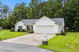 125 Fox Glen Dr, Loris, SC 29569 - Photo 1