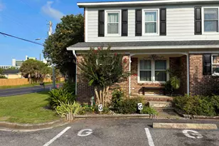 405 13th Ave S, Myrtle Beach, SC 29577 - Photo 1
