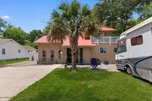 415 17th Ave N, Surfside Beach, SC 29575 - Photo 1