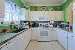 6203 Catalina Dr, North Myrtle Beach, SC 29582 - Photo 5