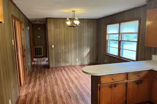 908 Martin Luther King Dr, Andrews, SC 29510 - Photo 5