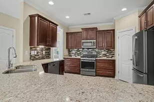 405 Goldenrod Cir, Little River, SC 29566 - Photo 9