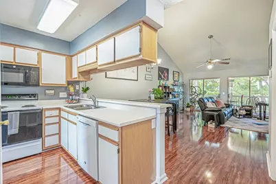 4930 Windsor Green Way #302, Myrtle Beach, SC 29579 - Photo 5