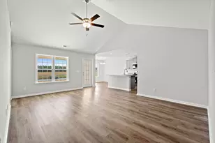 810 Woodside Dr, Conway, SC 29526 - Photo 3