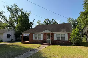 224 E Brooks St, Kingstree, SC 29556 - Photo 11