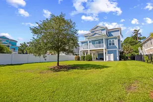 412 Pine Ave, Garden City, SC 29576 - Photo 37