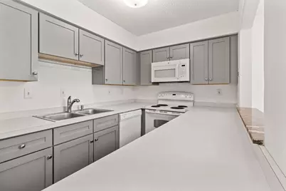 10301 N Kings Hwy. #21-6, Myrtle Beach, SC 29572 - Photo 5