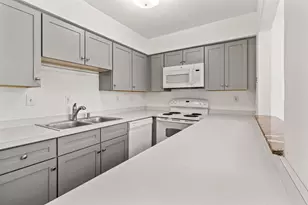 10301 N Kings Hwy, Myrtle Beach, SC 29572 - Photo 5