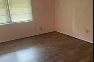 108 Swails St, Kingstree, SC 29556 - Photo 5