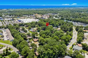 812 Villas Ct, Garden City Beach, SC 29576 - Photo 3