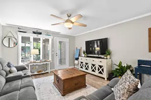 812 Villas Ct, Garden City Beach, SC 29576 - Photo 11