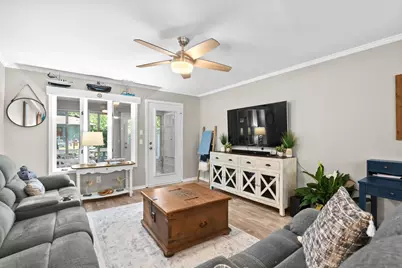 812 Villas Ct. #812, Garden City, SC 29576 - Photo 11