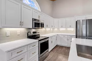 100 Vista Oaks Ct, Murrells Inlet, SC 29576 - Photo 3