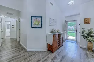 95 Purple Martin Dr, Garden City, SC 29576 - Photo 5