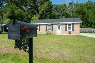 213 Gibson St, Georgetown, SC 29440 - Photo 5