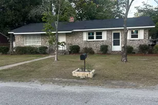 802 Esther St, Mullins, SC 29574 - Photo 1