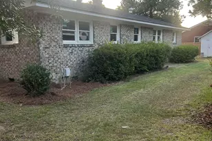 802 Esther St, Mullins, SC 29574 - Photo 5