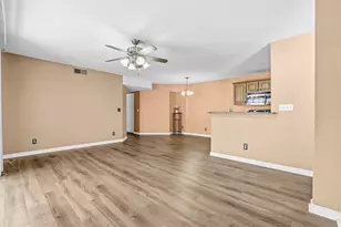 2181 Clearwater Dr, Myrtle Beach, SC 29575 - Photo 7