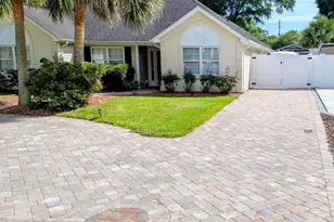 611 5th Ave N, Surfside Beach, SC 29575 - Photo 3