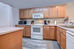 4665 Fringetree Dr, Murrells Inlet, SC 29576 - Photo 11