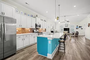 1201 James Island Ave, North Myrtle Beach, SC 29582 - Photo 9