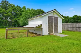 3298 Bakersfield Rd, Loris, SC 29569 - Photo 31