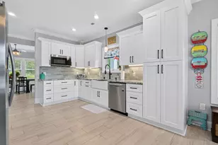 161 Henry Middleton Blvd, Myrtle Beach, SC 29588 - Photo 9