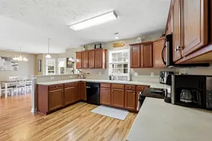 211 Oak Landing Dr, Conway, SC 29527 - Photo 7