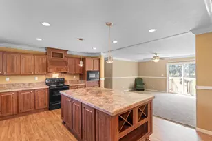 1925 Sun Valley Ct, Marion, SC 29571 - Photo 11