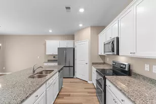 1102 Black Lk Wy, Conway, SC 29526 - Photo 5