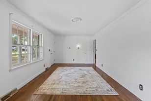 302 W Raft St, Nichols, SC 29581 - Photo 5