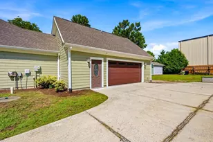 121 Willard St, Little River, SC 29566 - Photo 3