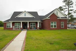 326 Lancelot Way, Lake City, SC 29560 - Photo 1