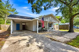 1022 S Hollywood Dr, Surfside Beach, SC 29575 - Photo 3