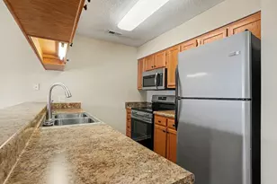 655 Woodmoor Dr, Garden City, SC 29576 - Photo 15