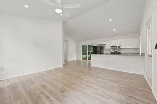 403 Bayview Dr, Georgetown, SC 29440 - Photo 5