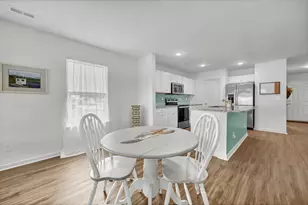 807 SW Fox St, Shallotte, NC 28470 - Photo 11