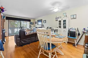 806 Conway St, North Myrtle Beach, SC 29582 - Photo 3