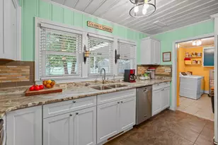 908 Wood St, North Myrtle Beach, SC 29582 - Photo 13