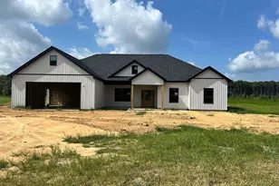 1437 Sunset Dr, Latta, SC 29565 - Photo 1