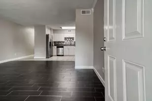 401 Cambridge Cir, Garden City, SC 29576 - Photo 5