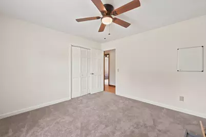 840 Thunderbird Dr, Florence, SC 29501 - Photo 9