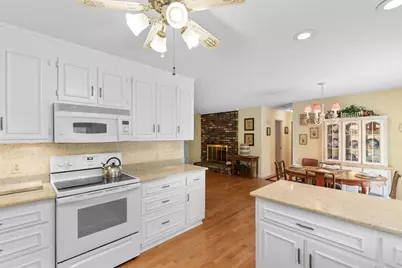 655 5th Ave. N, Surfside Beach, SC 29575 - Photo 5