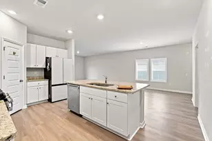8160 Forest Edge Dr, Myrtle Beach, SC 29579 - Photo 9
