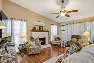 1113 Fox Sparrow Dr, Murrells Inlet, SC 29576 - Photo 9